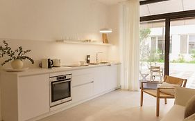 Luca Oliva Homes Riverside Studio